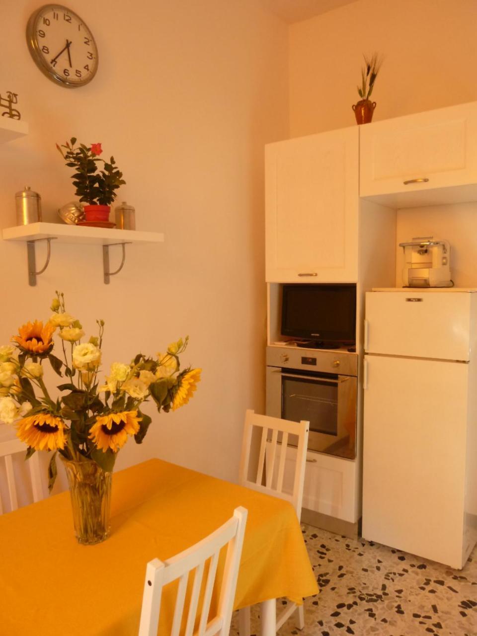 Termini Station Apartment Ai Due Cortili Presso Le Mura Aureliane โรม ภายนอก รูปภาพ